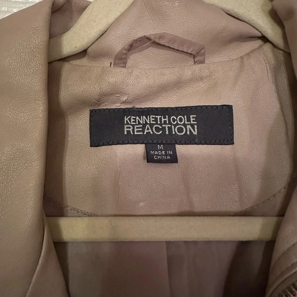 Leather jacket - Picture 2 of 3